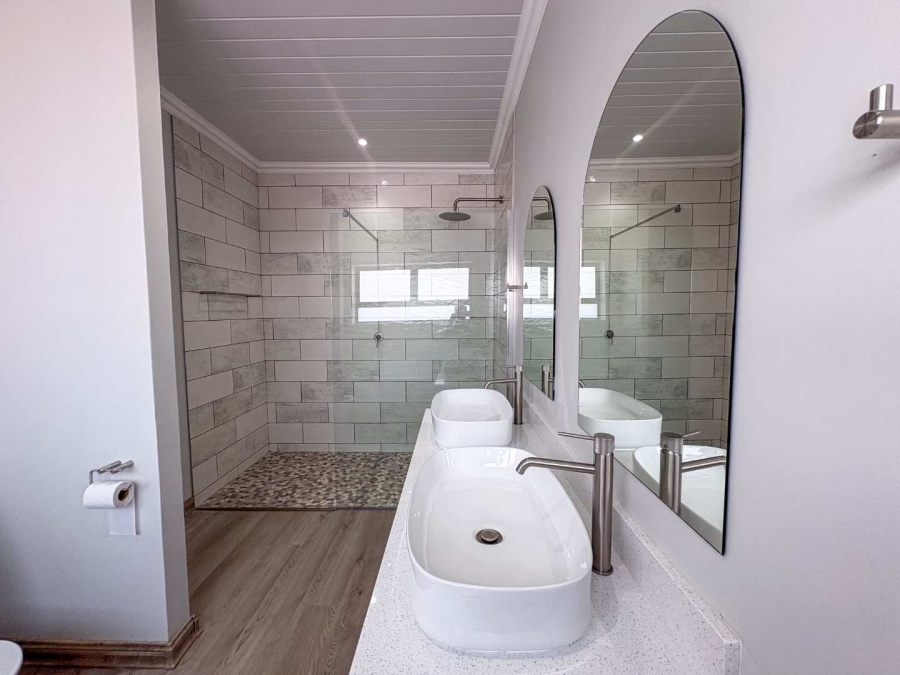 3 Bedroom Property for Sale in Stilbaai Wes Western Cape